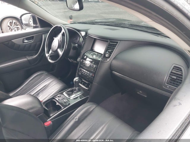 45809119 :رقم المزاد ، JN8CS1MU1HM141307 vin ، 2017 Infiniti Qx70 مزاد بيع