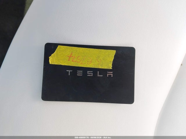2024 Tesla Model Y Long Range Single Motor Rear-wheel Drive/rwd მანქანა იყიდება აუქციონზე, vin: 7SAYGDED5RF117527, აუქციონის ნომერი: 45809176