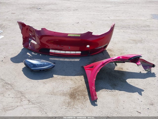 2024 Tesla Model Y Long Range Single Motor Rear-wheel Drive/rwd მანქანა იყიდება აუქციონზე, vin: 7SAYGDED5RF117527, აუქციონის ნომერი: 45809176