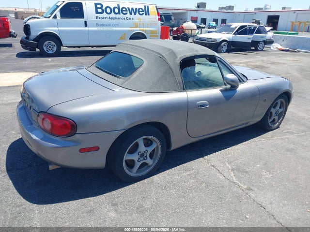 45809208 :رقم المزاد ، JM1NB353720226785 vin ، 2002 Mazda Mx-5 Miata Cloth/ls/se مزاد بيع