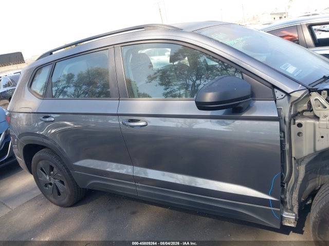 3VV5C7B23SM027957 Volkswagen Taos 1.5t S