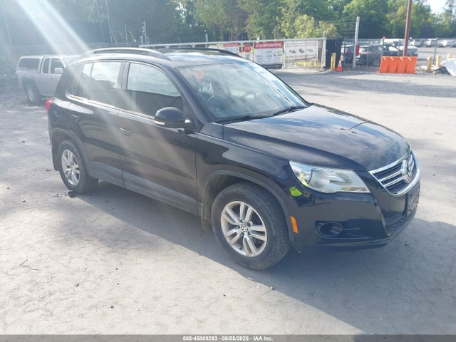Продажа на аукционе авто 2015 Volkswagen Tiguan S, vin: WVGBV7AXXFW582396, номер лота: 45809293