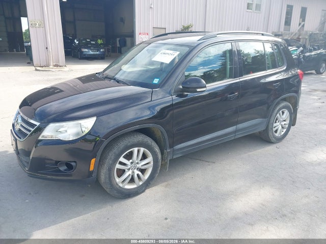 2015 Volkswagen Tiguan S მანქანა იყიდება აუქციონზე, vin: WVGBV7AXXFW582396, აუქციონის ნომერი: 45809293