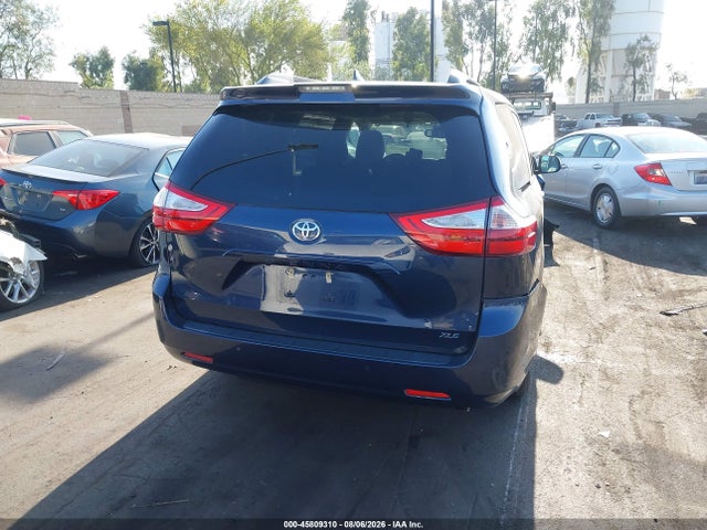 Toyota Sienna Xle 8 Passenger 2019 5TDYZ3DC8KS995352 Image 16