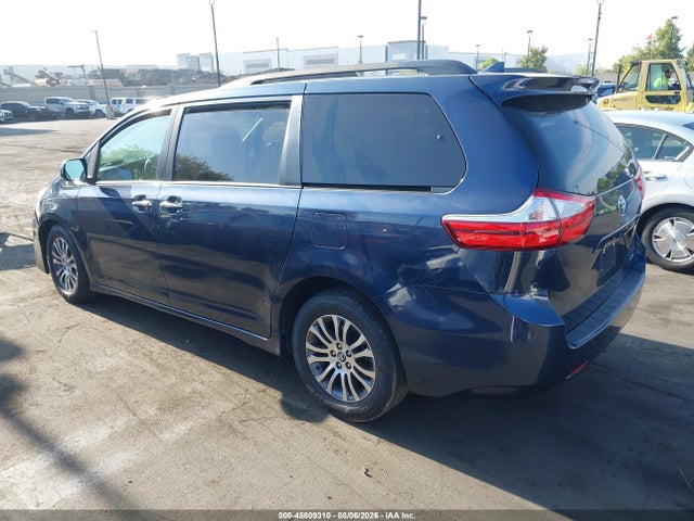 Toyota Sienna Xle 8 Passenger 2019 5TDYZ3DC8KS995352 Image 3