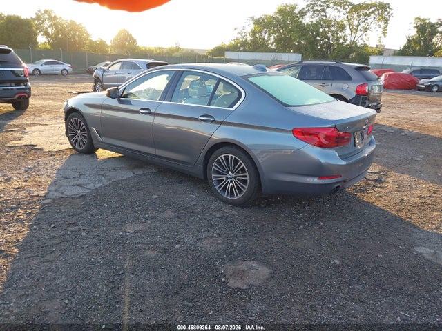 45809364 :رقم المزاد ، WBAJA7C59JWA73917 vin ، 2018 Bmw 530i Xdrive مزاد بيع