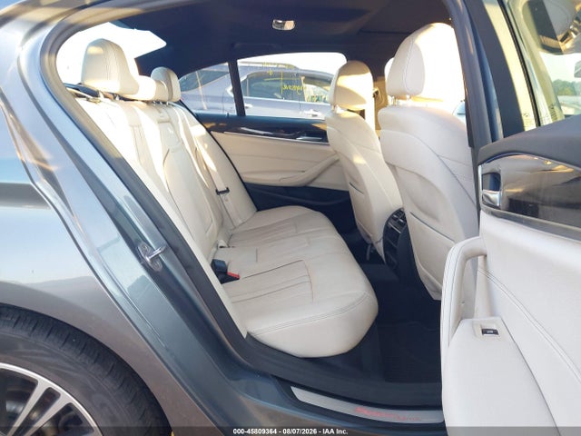 45809364 :رقم المزاد ، WBAJA7C59JWA73917 vin ، 2018 Bmw 530i Xdrive مزاد بيع