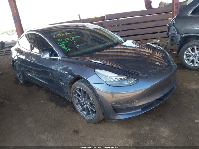 2019 5YJ3E1EB0KF205594 main image