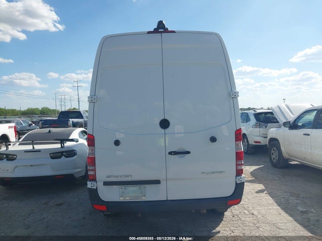 2016 Mercedes-benz Sprinter 2500 Normal Roof მანქანა იყიდება აუქციონზე, vin: WD3PE7DD6GP226500, აუქციონის ნომერი: 45809385