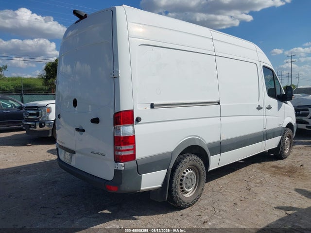 2016 Mercedes-benz Sprinter 2500 Normal Roof მანქანა იყიდება აუქციონზე, vin: WD3PE7DD6GP226500, აუქციონის ნომერი: 45809385