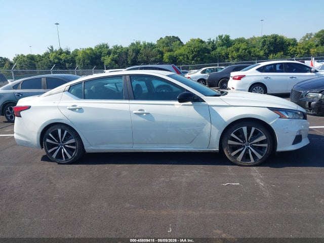 2021 Nissan Altima Sr Fwd მანქანა იყიდება აუქციონზე, vin: 1N4BL4CVXMN367582, აუქციონის ნომერი: 45809418