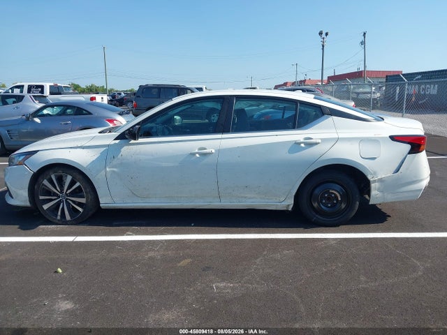 2021 Nissan Altima Sr Fwd მანქანა იყიდება აუქციონზე, vin: 1N4BL4CVXMN367582, აუქციონის ნომერი: 45809418