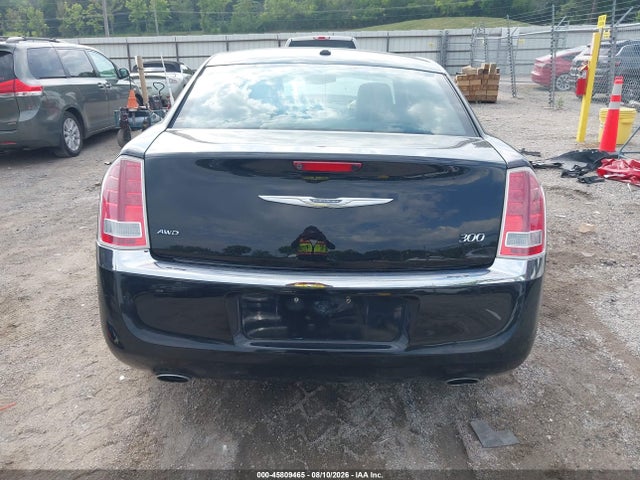 2C3CCARG0EH328066 Chrysler 300