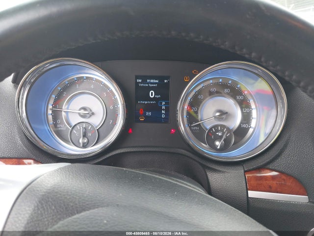 2C3CCARG0EH328066 Chrysler 300
