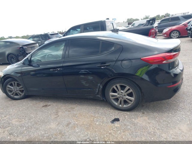 2017 Hyundai Elantra Se მანქანა იყიდება აუქციონზე, vin: 5NPD84LF4HH085683, აუქციონის ნომერი: 45809477