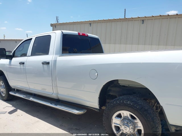 3C6UR5HJ9PG610381 RAM 2500 Tradesman 4x4 8&#039; Box