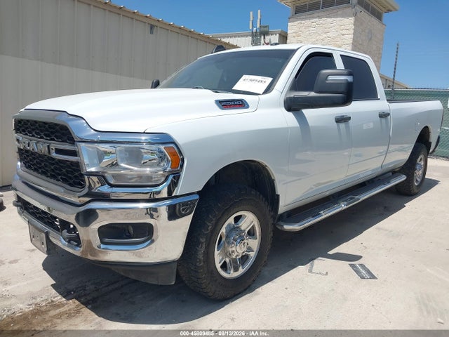 3C6UR5HJ9PG610381 RAM 2500 Tradesman 4x4 8&#039; Box
