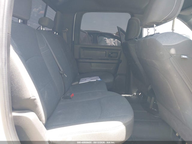 3C6UR5HJ9PG610381 RAM 2500 Tradesman 4x4 8&#039; Box