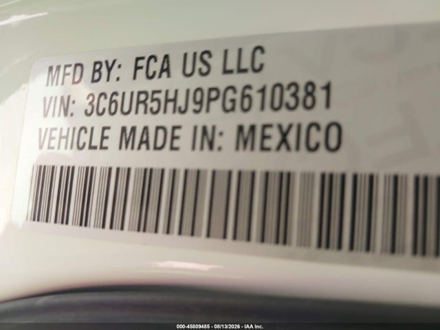 3C6UR5HJ9PG610381 RAM 2500 Tradesman 4x4 8&#039; Box