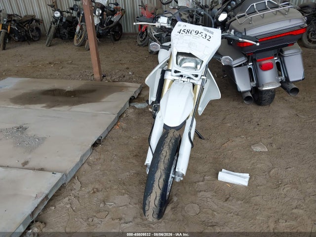 45809532 :رقم المزاد ، JS1SK44A1P7101976 vin ، 2023 Suzuki Dr-z400 Sm مزاد بيع