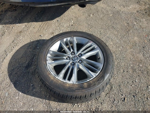 4T1BF1FK0FU033874 Toyota CAMRY SE