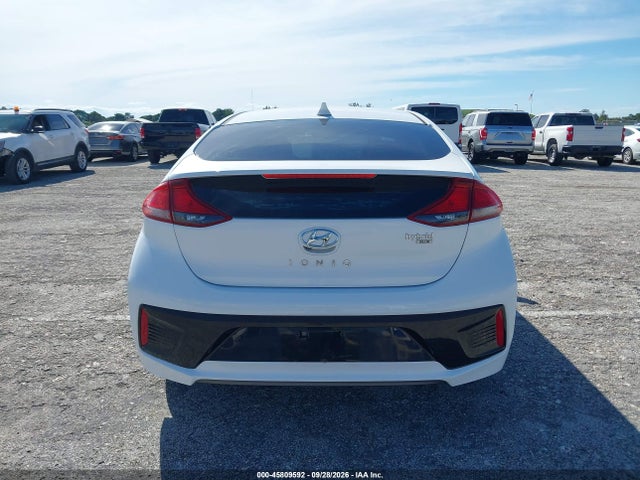 Продаж на аукціоні авто 2018 Hyundai Ioniq Hybrid Blue, vin: KMHC65LC5JU100437, номер лоту: 45809592