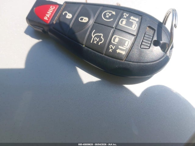 Продажа на аукционе авто 2015 Chrysler Town & Country Touring, vin: 2C4RC1BGXFR619900, номер лота: 45809628