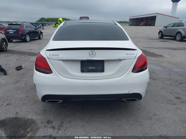 45809650 :رقم المزاد ، W1KWF8EB1MR653090 vin ، 2021 Mercedes-benz C 300 4matic مزاد بيع