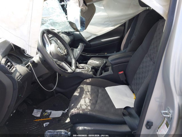 JN1BJ1CP4HW030800 Nissan Rogue Sport Sv