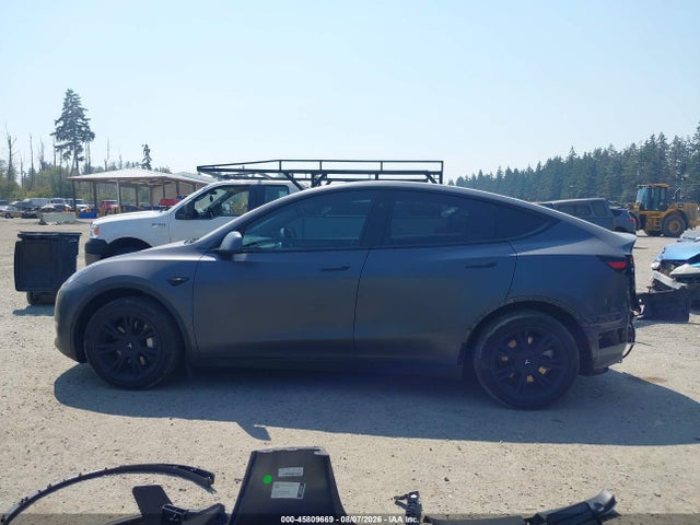 45809669 :رقم المزاد ، 7SAYGDED9PF956836 vin ، 2023 Tesla Model Y Rwd مزاد بيع
