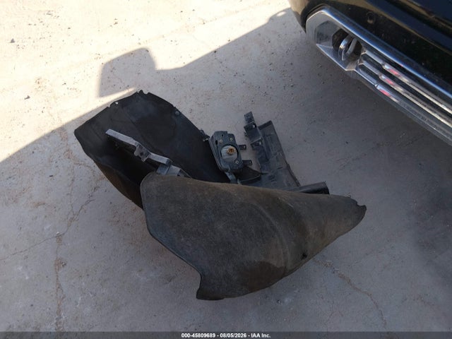 Продаж на аукціоні авто 2015 Chevrolet Tahoe Lt, vin: 1GNSCBKC1FR180863, номер лоту: 45809689