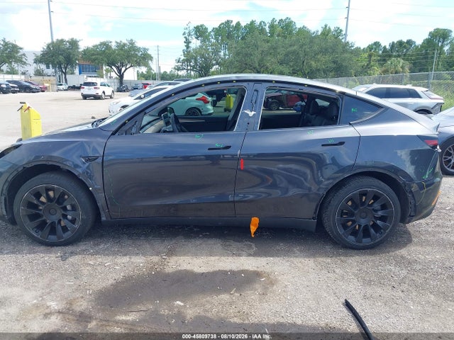 Продаж на аукціоні авто 2024 Tesla Model Y Long Range Single Motor Rear-wheel Drive/rwd, vin: 7SAYGDED7RF097040, номер лоту: 45809738