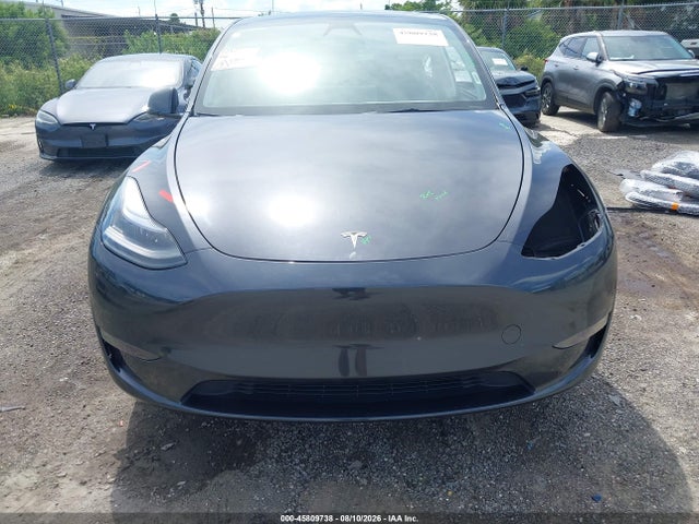 Продаж на аукціоні авто 2024 Tesla Model Y Long Range Single Motor Rear-wheel Drive/rwd, vin: 7SAYGDED7RF097040, номер лоту: 45809738