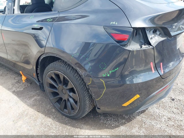 Продаж на аукціоні авто 2024 Tesla Model Y Long Range Single Motor Rear-wheel Drive/rwd, vin: 7SAYGDED7RF097040, номер лоту: 45809738