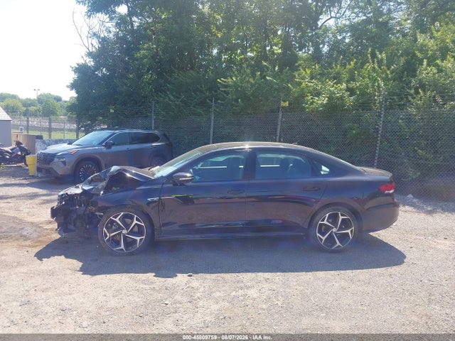 2022 Volkswagen Passat 2.0t R-line მანქანა იყიდება აუქციონზე, vin: 1VWMA7A37NC000421, აუქციონის ნომერი: 45809759