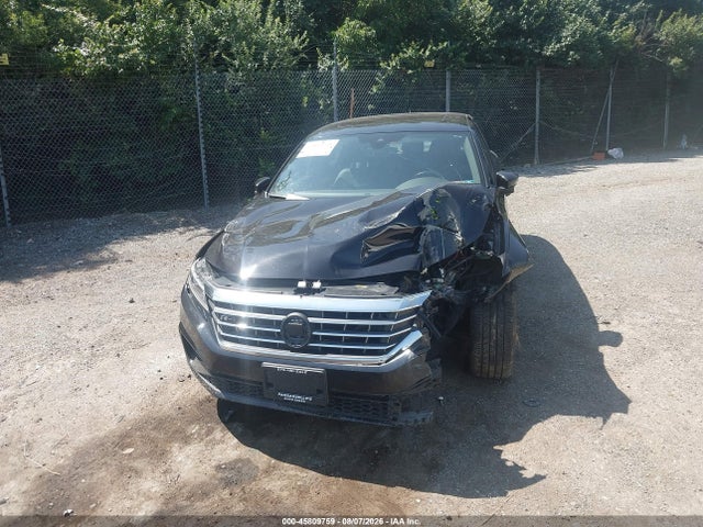 2022 Volkswagen Passat 2.0t R-line მანქანა იყიდება აუქციონზე, vin: 1VWMA7A37NC000421, აუქციონის ნომერი: 45809759