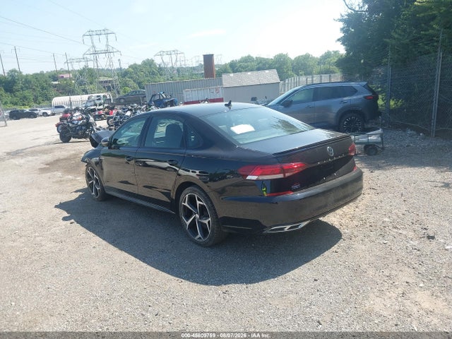 2022 Volkswagen Passat 2.0t R-line მანქანა იყიდება აუქციონზე, vin: 1VWMA7A37NC000421, აუქციონის ნომერი: 45809759