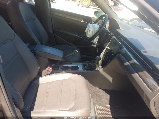 2022 Volkswagen Passat 2.0t R-line მანქანა იყიდება აუქციონზე, vin: 1VWMA7A37NC000421, აუქციონის ნომერი: 45809759