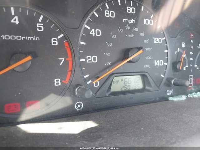 45809760 :رقم المزاد ، 1HGCG564XYA077904 vin ، 2000 Honda Accord 2.3 Lx مزاد بيع