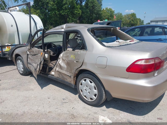 45809760 :رقم المزاد ، 1HGCG564XYA077904 vin ، 2000 Honda Accord 2.3 Lx مزاد بيع