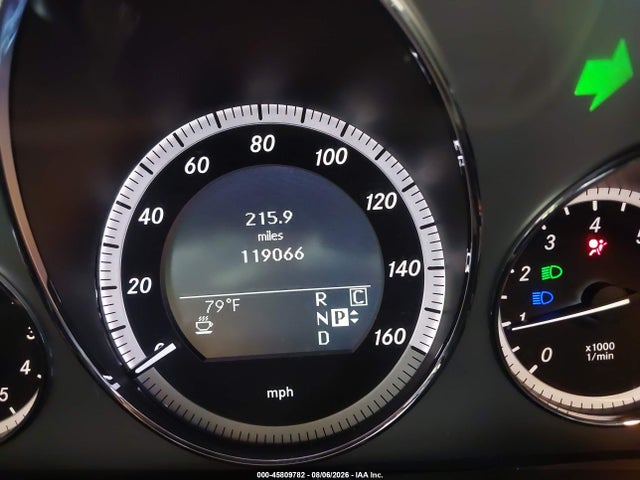 45809782 :رقم المزاد ، WDDHF8HB4AA057177 vin ، 2010 Mercedes-benz E 350 4matic مزاد بيع