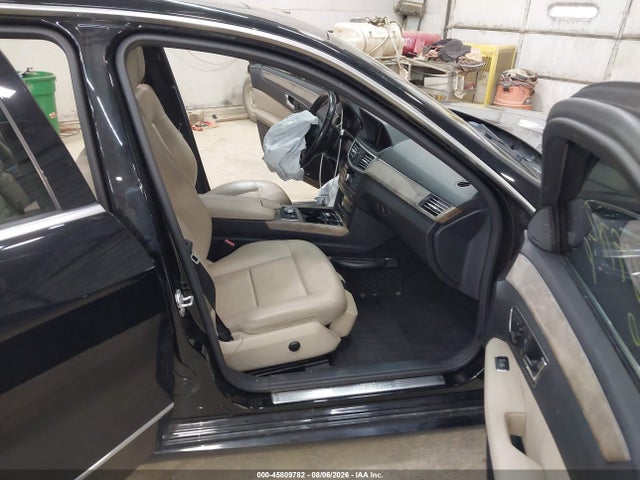 45809782 :رقم المزاد ، WDDHF8HB4AA057177 vin ، 2010 Mercedes-benz E 350 4matic مزاد بيع