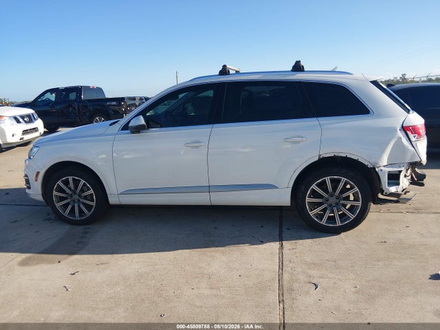 Audi Q7 3.0t Premium 2018 WA1VAAF78JD038089 Image 13