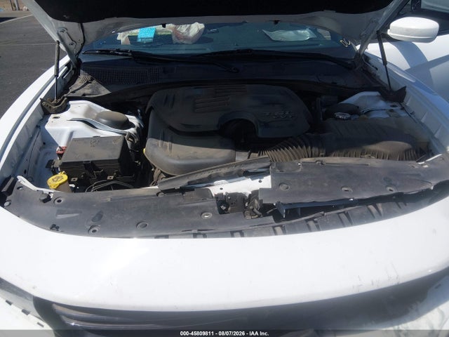 45809811 :رقم المزاد ، 2C3CDXHG3FH722132 vin ، 2015 Dodge Charger Sxt مزاد بيع