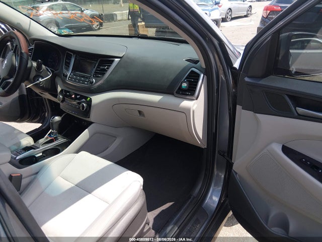 Aukcja sprzedaży 2016 Hyundai Tucson Se, vin: KM8J3CA40GU130020, numer aukcji: 45809812