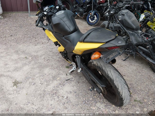 Yamaha Yzfr3 A 2018 MH3RH15Y7JK003957 Image 3