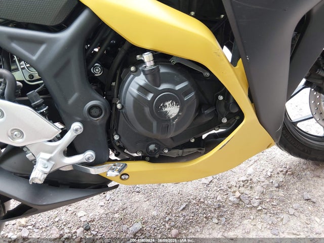 Yamaha Yzfr3 A 2018 MH3RH15Y7JK003957 Image 8