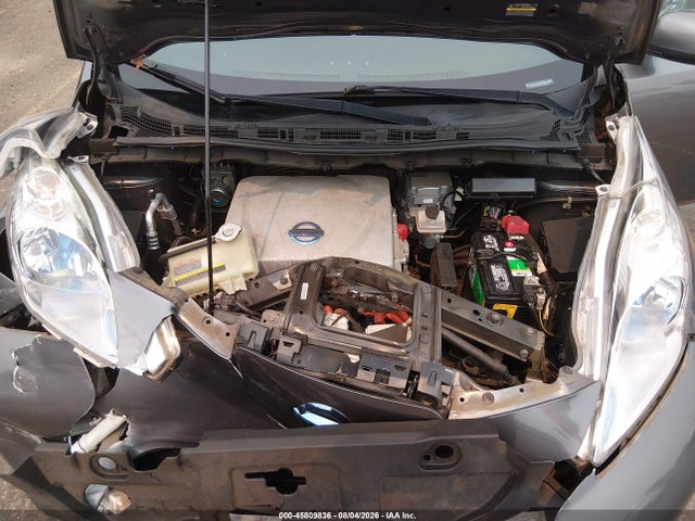Nissan Leaf S/sv/sl 2014 1N4AZ0CP7EC335948 Image 10