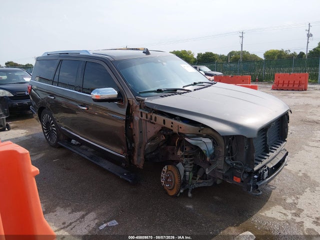 2019 5LMJJ2TTXKEL10397 main image