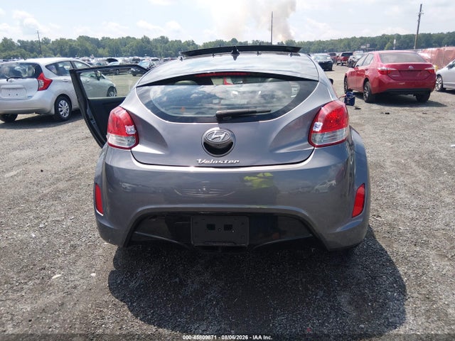 2016 Hyundai Veloster მანქანა იყიდება აუქციონზე, vin: KMHTC6AD7GU267580, აუქციონის ნომერი: 45809871